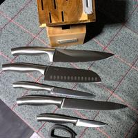 Ceppo con coltelli cuisinart