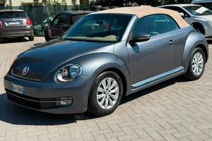 VOLKSWAGEN Maggiolino Maggiolino Cabrio 1.6 TDI...