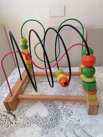 Gioco Ikea mula perlina di legno