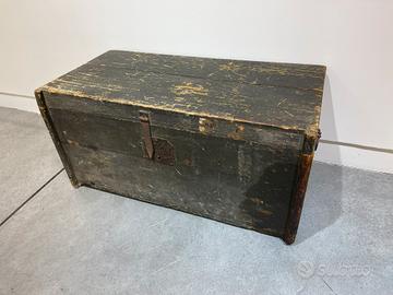 Baule da viaggio antico