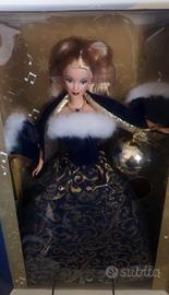 Mattel Barbie Ring in the New Year 2001