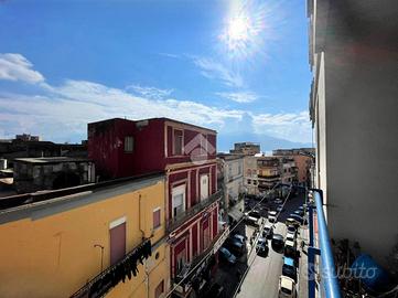 5 LOCALI A TORRE ANNUNZIATA