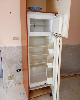 frigorifero con mobile funzionante 