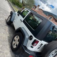 Jeep Wrangler 2.8 CRD DPF Sport Auto ( km original