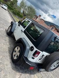 Jeep Wrangler 2.8 CRD DPF Sport Auto ( km original