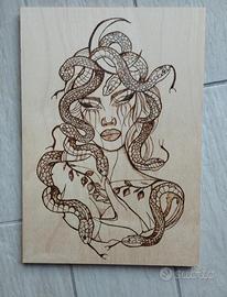 Quadretto fatto a mano con il pirografo