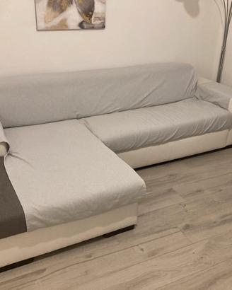 Divano letto con penisola
