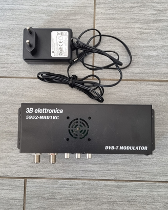 Modulatore AV/DVB-T per TV SKY
