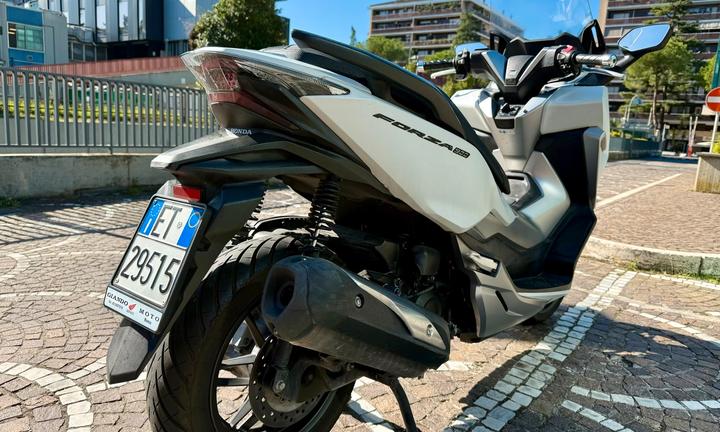 Honda forza 300 bianco