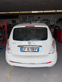 Lancia ypsilon 2 serie