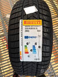 Gomme Pirelli Winter Sottozero 3  225/45R18