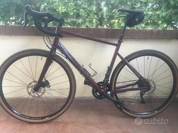 Bici gravel uomo Triban GRVL 520 SUBCOMPACT Tg L