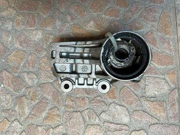 Piaggio vespa GTS supporto ammortizzatore