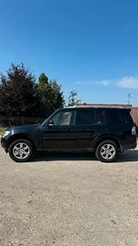 Pajero V80