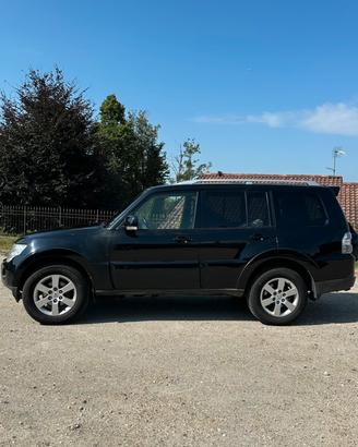 Pajero V80