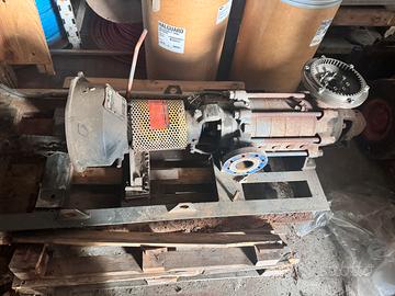 Pompe multistadio con campana frizione 40bar