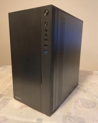 PC Desktop compatto Intel i5, SSD, nVidia Quadro