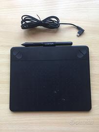 Tavoletta Grafica Wacom Intuos PTS