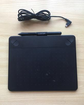 Tavoletta Grafica Wacom Intuos PTS