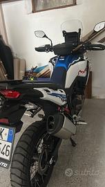 Africa twin 1100 dct es