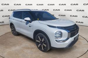 Mitsubishi Outlander PHEV 2.4L PHEV INTENSE
