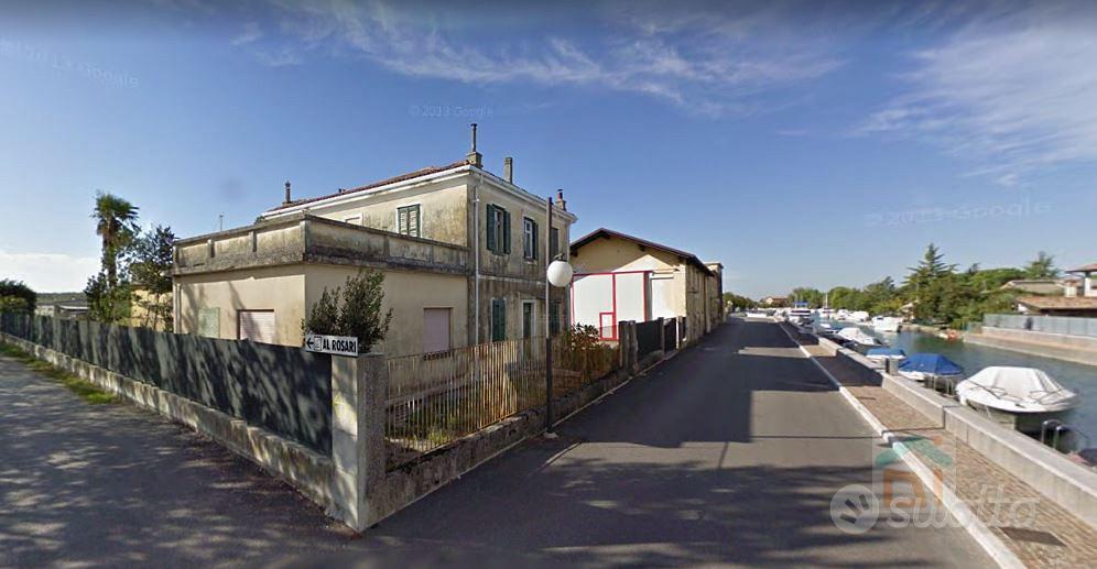 Subito - Agenzia Immobiliare Dimore Palmarine - Ampio capannone con casa  dei primi del '900 - Uffici e Locali commerciali In vendita a Udine