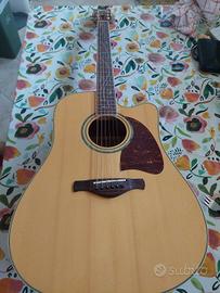 chitarra acustica 