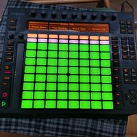 Ableton Live 10 Suite licenza + Ableton Push 1