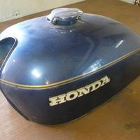 Honda CB 750 Four serbatoio