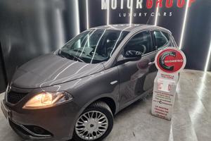 Lancia Ypsilon 1.2 69 CV 5 porte Platinum Gpl