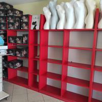 Scaffale per negozio