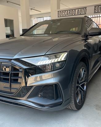 Audi Q8 50 TDI Mild Hybrid S Line Edition Identity