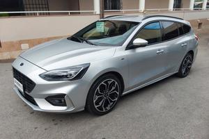 Ford Focus 1.5 120CV ST-Line Super Accessoriata Ca