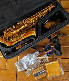 Sassofono contralto in ottone