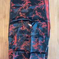 Abito lungo nero e rosso stile giapponese taglia S