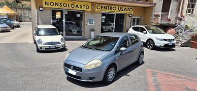 Fiat Grande Punto 1.3 MJT 90CV 5p Dynamic- € 1.800