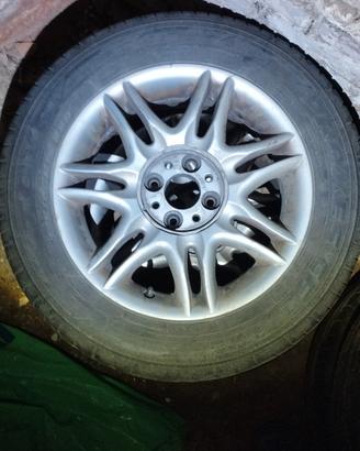 CERCHI DA 15 lega Fiat con gomme montate  