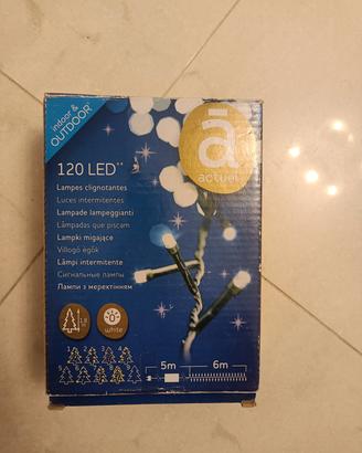 Luci led albero di Natale. 120 perfette.