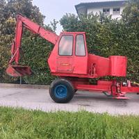 ragno carica letame e legna 