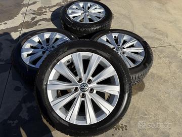 CERCHI IN LEGA VOLKSWAGEN Polo 6Â° Serie 2G0601025