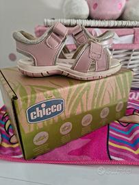 Sandali chicco