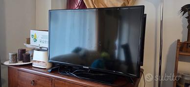 tv led 32" a 50€
