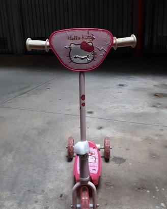 Monopattino hello kitty 3 ruote per bambina