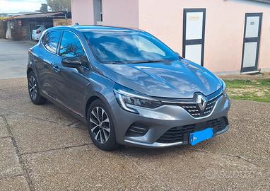 Renault Clio Techno  GPL  2023  -Full Optional-TOP