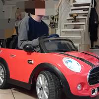 Auto elettrica mini cooper