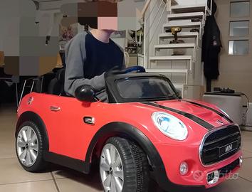 Auto elettrica mini cooper
