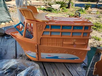 nave Barbie
