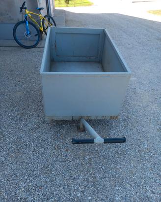 CARRETTINO PER GIARDINAGGIO O ALTRI PICCOLI LAVORI