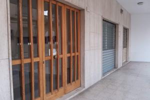 Locale 100 mq commerciale - deposito - magazzino