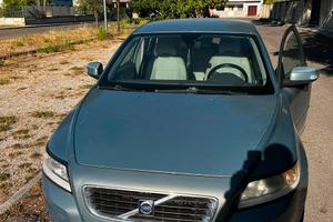 Volvo in discrete condizioni